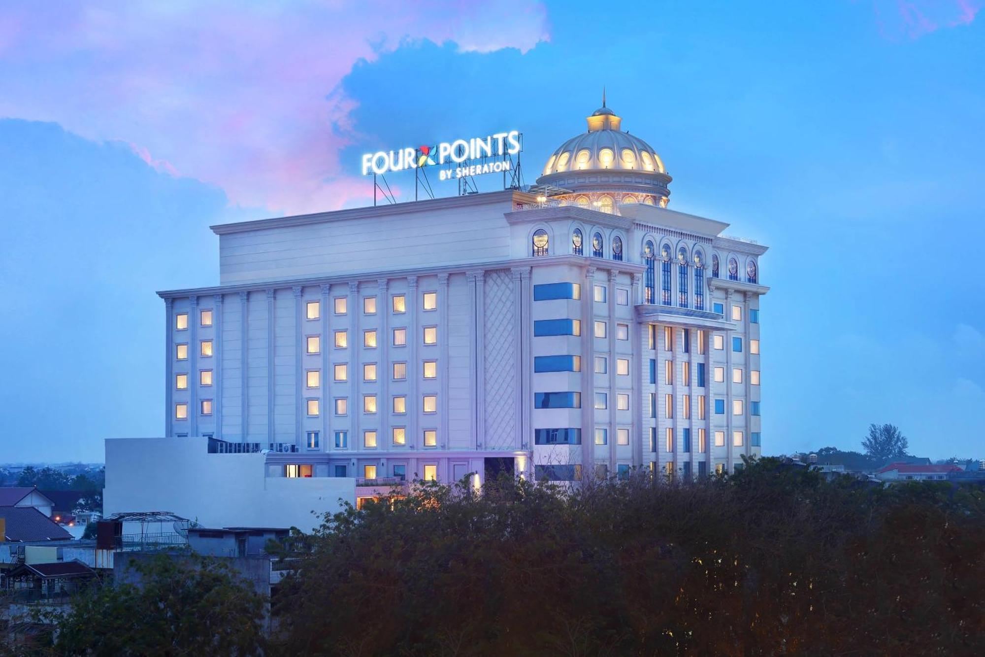 Four Points By Sheraton Medan Exterior foto