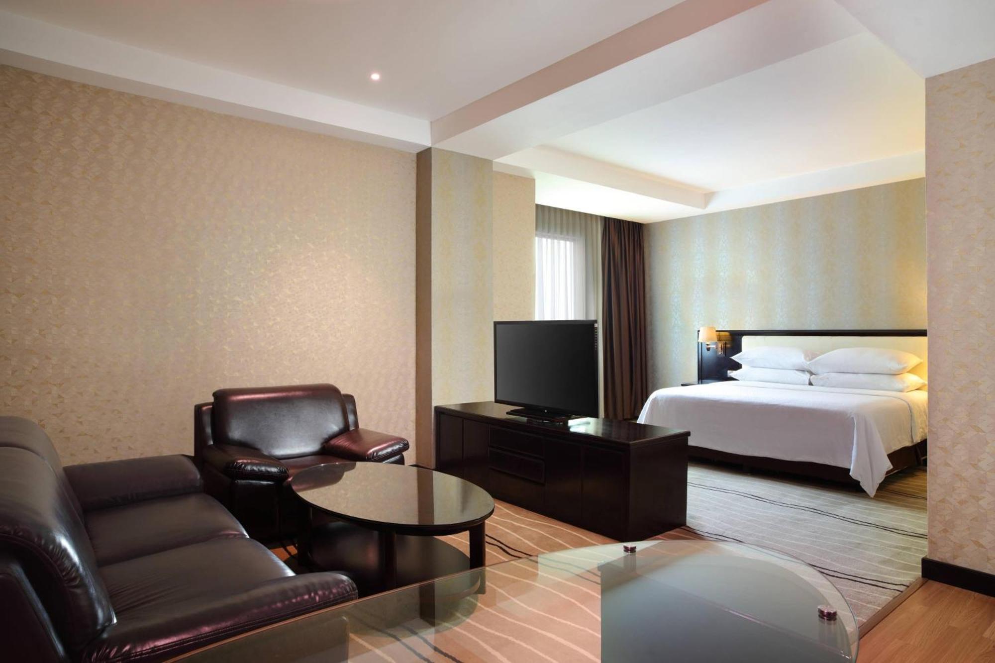 Four Points By Sheraton Medan Exterior foto