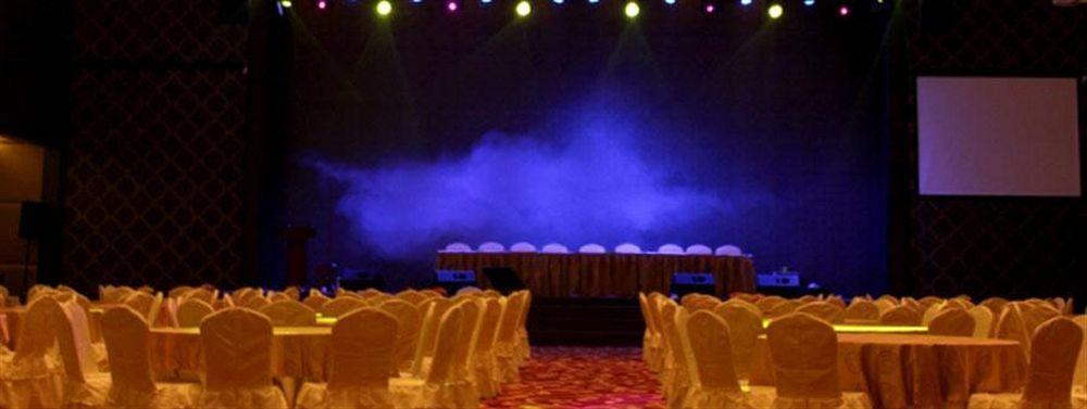 Four Points By Sheraton Medan Exterior foto